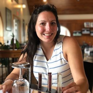 Meet your Posher, April